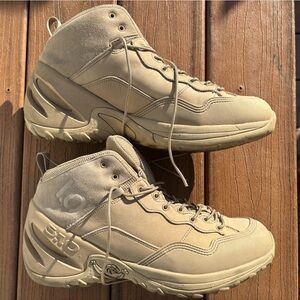 Vintage Five Ten 5.10 Tan Leather Hiking Boots men’s size 14